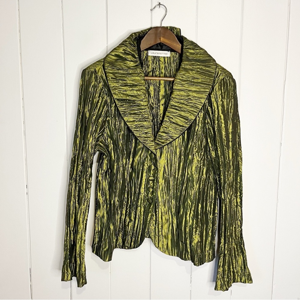 Laura Petites Metallic Green Crinkle Collared Coat. Size 16